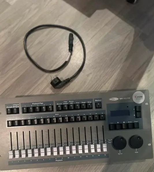 Showtec SM 16/2 FX